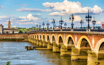 [Miniature article] management de transition Bordeaux